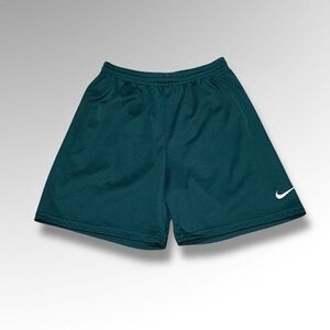 Vintage Nike Forest Green Mesh Shorts 🌲